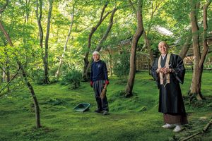 祇王寺の苔庭を守る──日本の美を継承する尊さを千年の古都に学ぶ