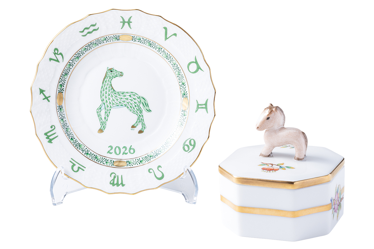 ヘレンド伝統のイヤーズプレート、2026年はモンゴルの民話「空飛ぶ馬
