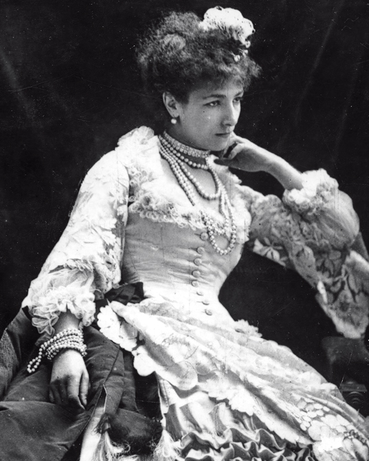 アール・ヌーヴォー」と「アール・デコ」の根本的な違いとは？ 美しい