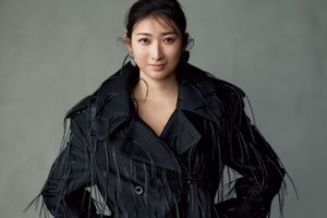 池江璃花子さん、最新モードで新しい自分に出会う　「挑戦させてもらえるなら、何でも着てみたい」