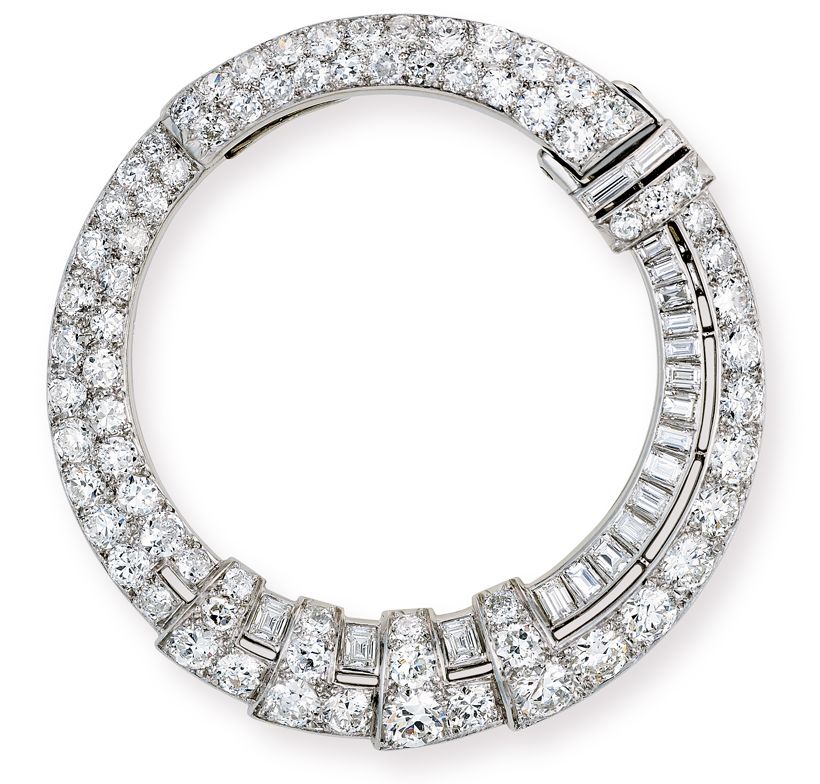 《セルクル ブローチ》 1931年(Pt、WG、ダイヤモンド)ヴァン クリーフ&アーペル コレクション© Van Cleef & Arpels
