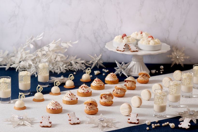 プティガトーが並ぶ