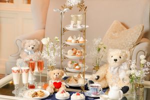 「ホテル インターコンチネンタル 東京ベイ」で気分華やぐフェスティブアフタヌーンティーが開催中