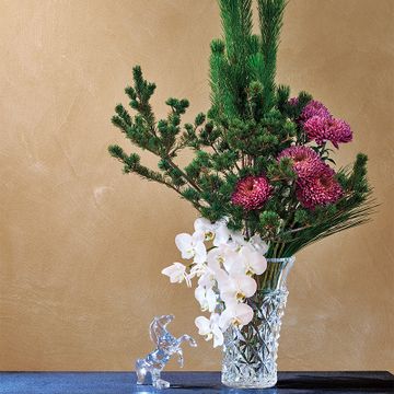 新年の集いにクリスタルの輝きを［バカラ］