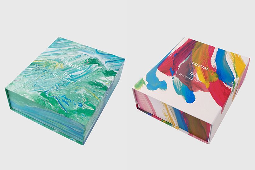 特別感を演出できる、パジャマと同柄の専用ボックス。