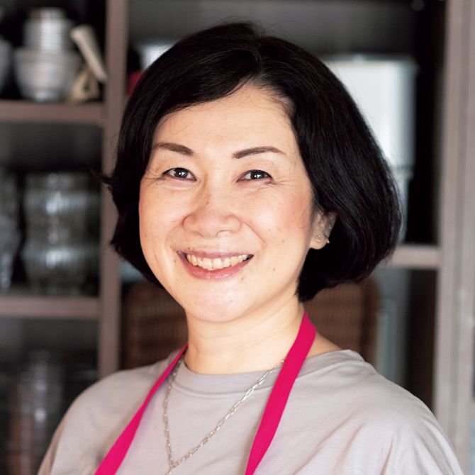 高橋雅子(たかはし・まさこ)さん 「ル・コルドン・ブルー」でパン作りを学び、1999年よりパンとワインの教室「わいんのある12ヶ月」を主宰。書籍の執筆、雑誌や企業へのレシピ提供など幅広く活躍中。