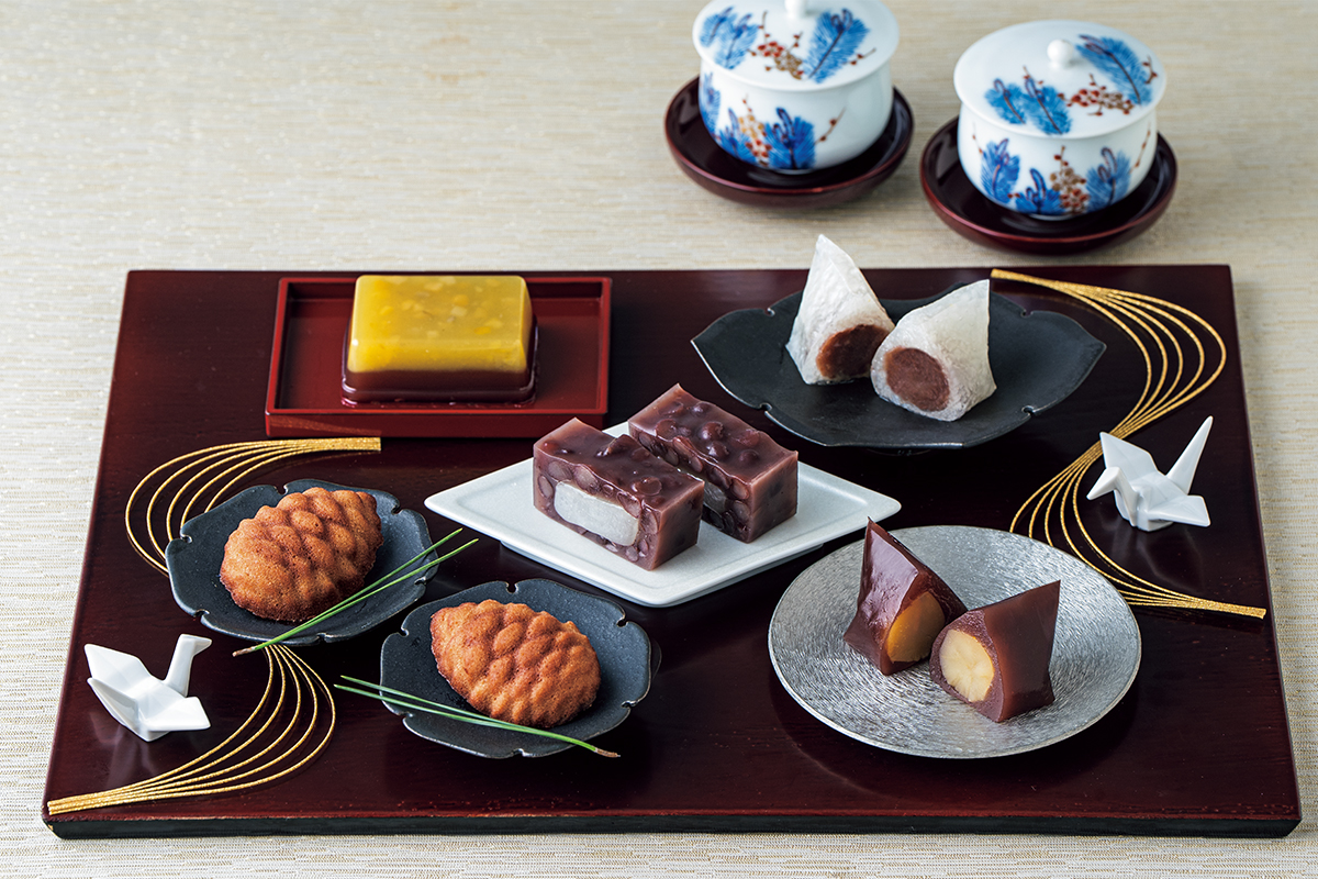 叶 匠壽庵］多彩な和菓子を囲んで新年を寿ぐ | 家庭画報.com｜“素敵な