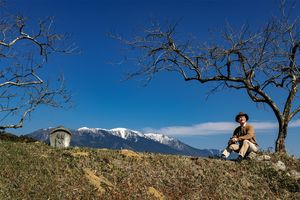 今森光彦さん「いきものと歩む“環境農家”の愉しみ」第9回　土手から望む比良山地