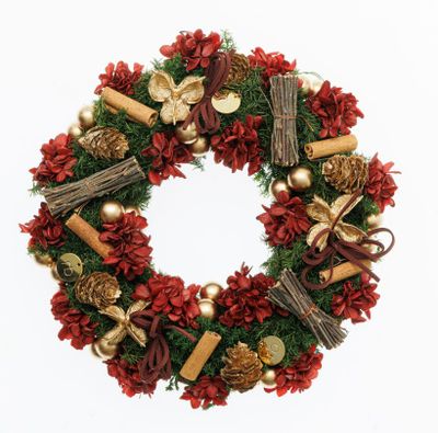 ウィンター限定プリザーブドフラワーリースキット「キンドル リース キット」（径26.5センチ）4万4000円。