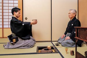 「綺麗さび」の道具組みで迎える、新春の点初め　遠州茶道宗家のお正月迎え