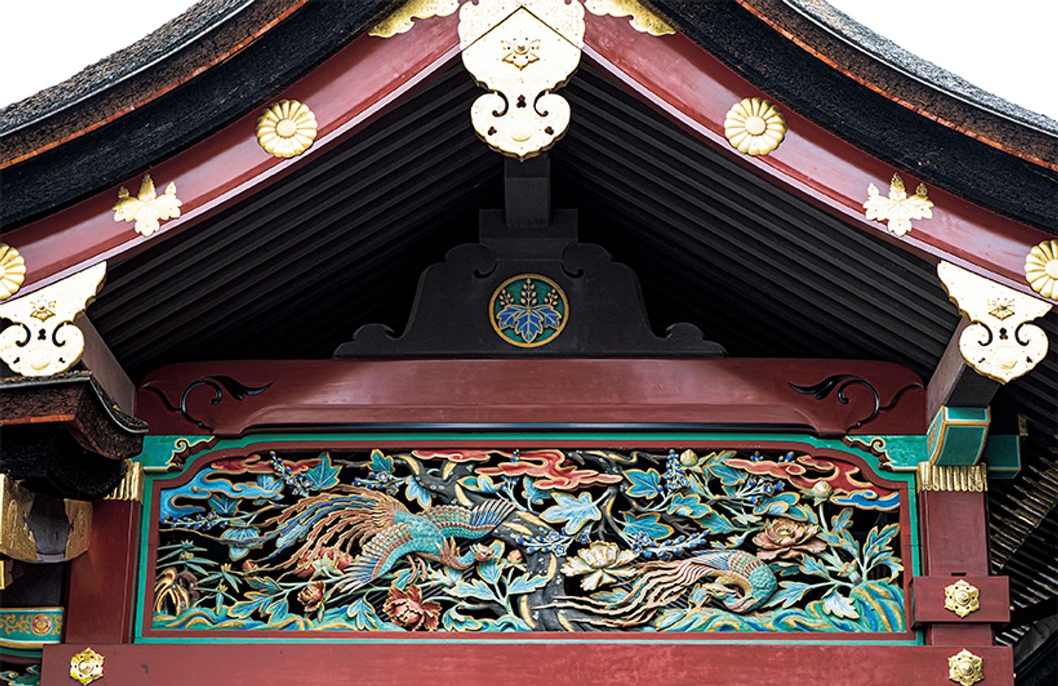 【6】幣殿の東西を彩る一刀彫