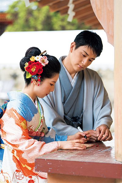 【10】絵馬の文言を相談中