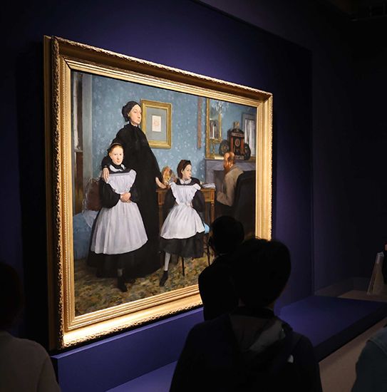 エドガー・ドガ《家族の肖像（ベレッリ家）》 1858-1869年　油彩／カンヴァス　201×249.5cm　オルセー美術館、パリ　©読売新聞社