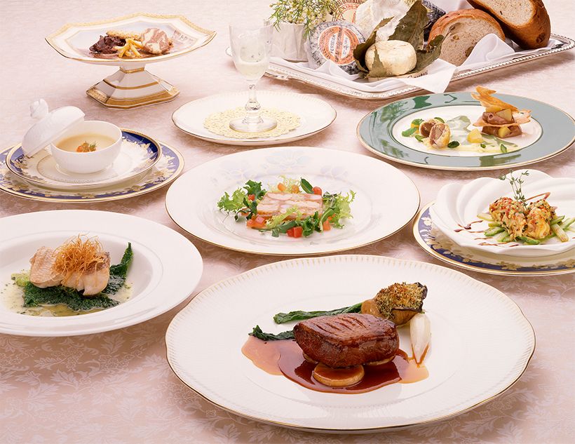 ンやパスタなどの糖質量にさえ気を付ければ、コース料理もお酒とともに楽しめるのがロカボ。