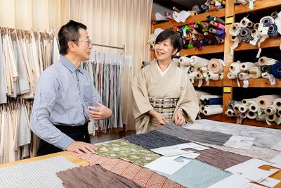 田中さん（右）と前田社長（左）。