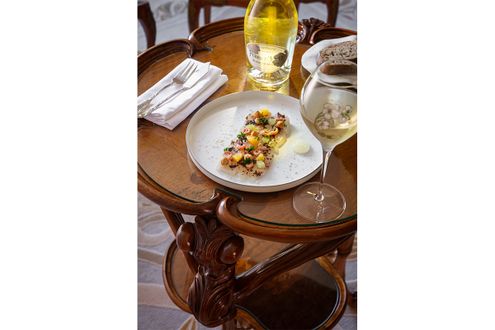 「ペリエ ジュエ」　シャンパーニュ 個性豊かなワイナリーを巡る旅へ