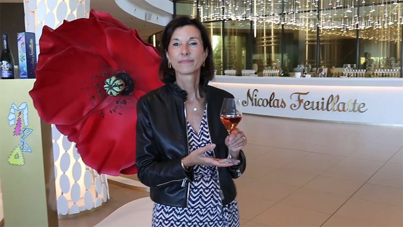 定期的に来日し、ニコラ フィアットの世界観を伝える、広報統括ディレクターのするアンヌ＝ロール・ドメニキニさん。