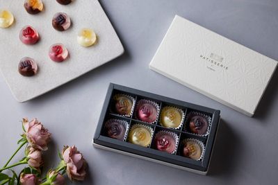 果内水晶ショコラ（パート・ド・フリュイ入り琥珀糖ショコラ）4,000円