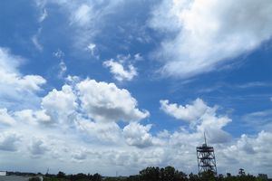 雲はなぜ空に浮かんでいる？ 今さら聞けない疑問を気象予報士が解説