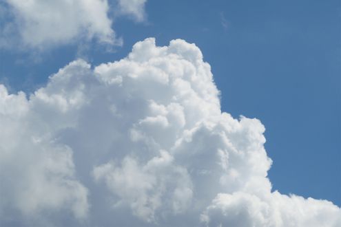 雲が白く見える理由とは？　気象予報士が分かりやすく解説