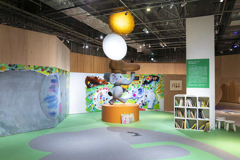 貴重な原画とユニークな展示で誘う安野光雅さんの世界。生誕100周年