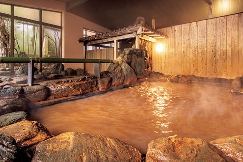 万病に効くという「金泉」で活力をチャージ。兵庫 有馬温泉の「陶泉 御所坊」