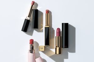 美容エディターが選ぶ、端正な仕上がりが叶う春の「ピンクリップ」4選