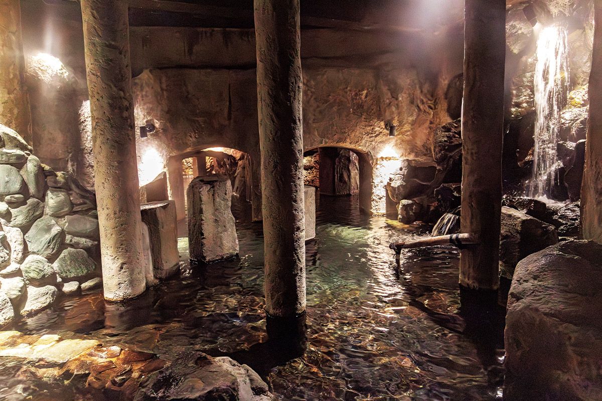 洞窟風呂、貸切風呂で整う。長野県「花仙庵 仙仁（せに）温泉 岩の湯」