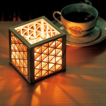 香川県の伝統的工芸品に新たな息吹を。暮らしを遊ぶ、洗練のテーブルウェア