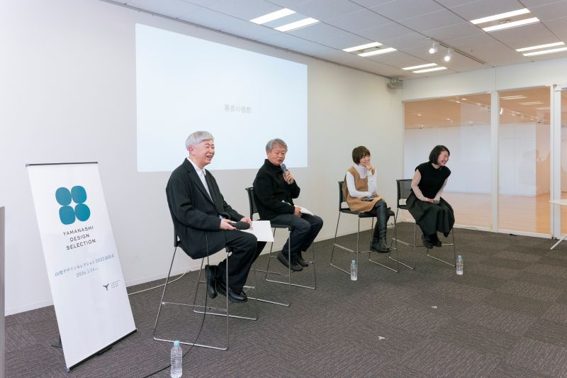 トークセッションの様子。