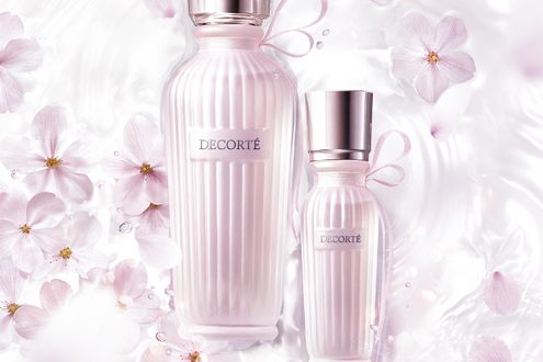 使う人の意識や気配までも優雅に彩る、桜の香りのウォーターコロン