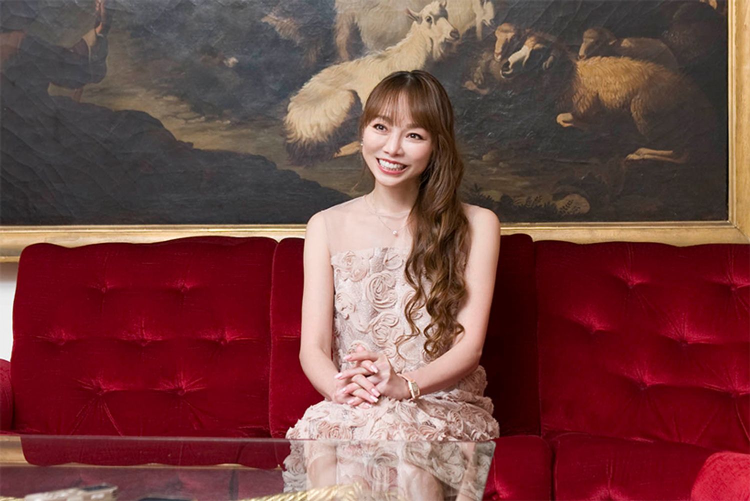 20代の頃から変わらぬスタイルをキープしている上野さん。美しさの秘訣を尋ねると「バレエを踊ることです｣との答え。筋力や代謝を低下させないのはもちろんのこと、何よりもストレスを解消できるといいます。｢どんなに嫌なことやつらいことがあっても、音楽に身を委ねて身体を動かしはじめると自然と無になれて、雑音が聴こえなくなるんですよ。心が整うと身体も整う気がします｣