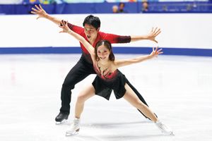 歓喜と涙の金メダル。 三浦璃来＆木原龍一組がフィギュアスケート・ペアの歴史を変えた！