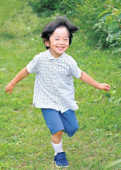 （8）春にはお茶の水女子大学附属幼稚園にご入園。もうすぐ4歳をお迎えになる。（平成22年8月）