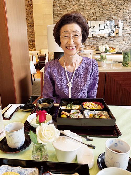 菅沼先生ご自身は現在、サービス付きシニアレジデンスで暮らす。「いつか介護が必要になったら、プロにまかせると決めています」