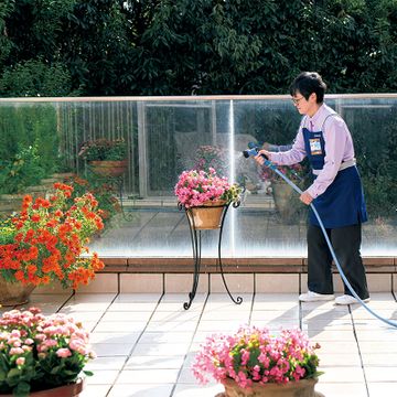 ［ダスキン］心地よさは、プロの手から　思い出に手をかけて、今を整える──東京・松下邸