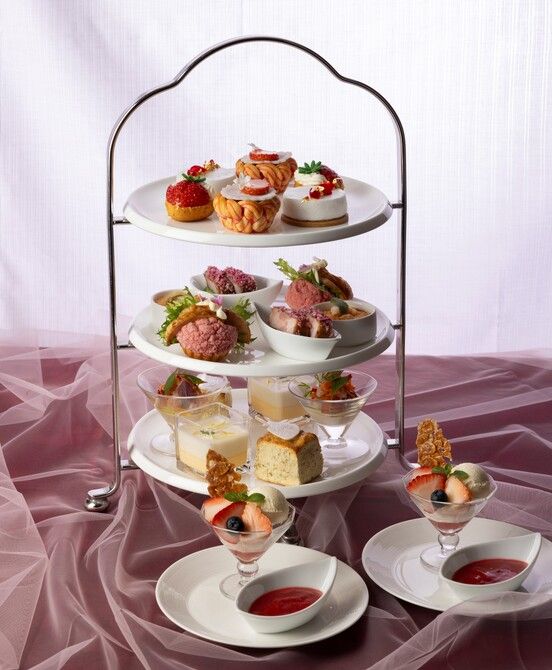 「Rouge et Blanc」平日9,400円、土日祝9,800円