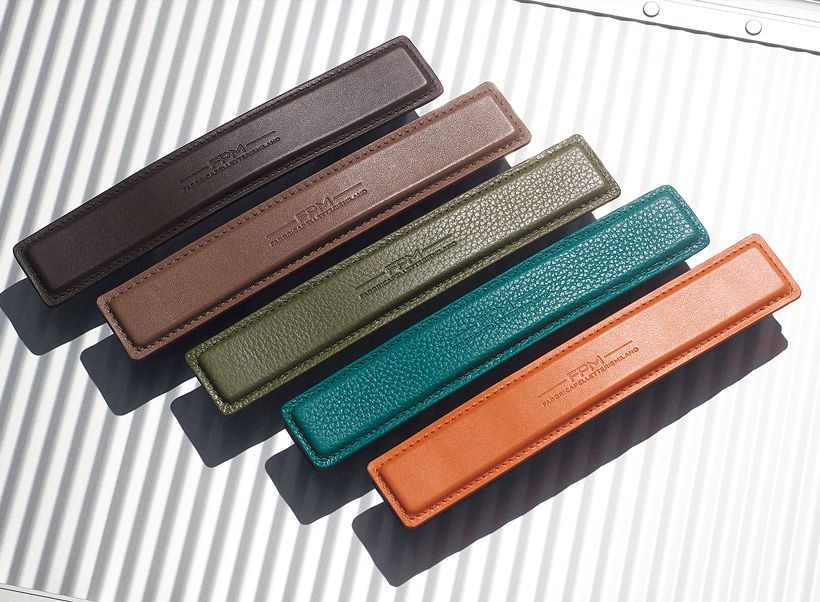 別売のハンドル（1万9800円）でカスタマイズすることも可能。個性豊かなトロリーに仕上げられます。