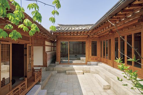 ソウルのラグジュアリーな伝統家屋で過ごす優雅な休日──ノスタルジア・ダブル齋