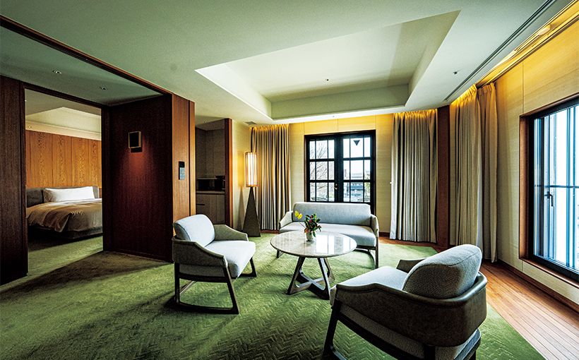 クラシカルモダンな「弥栄スイート」。