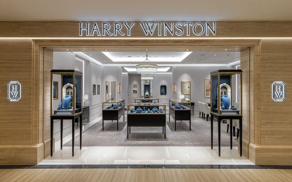 ハリー・ウィンストン阪急梅田店がリニューアル。新作の世界先行販売も