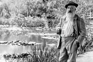 近代化が進む時代を生きたモネ。変わりゆく時代に自身も居を移しながら描き続けた