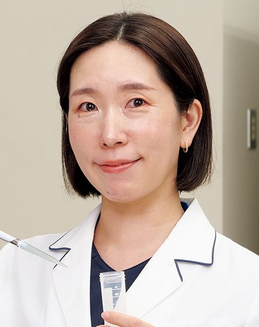 ファンケル総合研究所　クレンジング・洗顔　開発グループ　主任研究員　岩本千紘さん