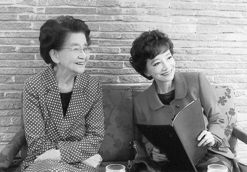 2016年、認知症発症直前の母と。レディでしっかり者だった自慢の母の様子がこの後に急変。まさに青天の霹靂だった。