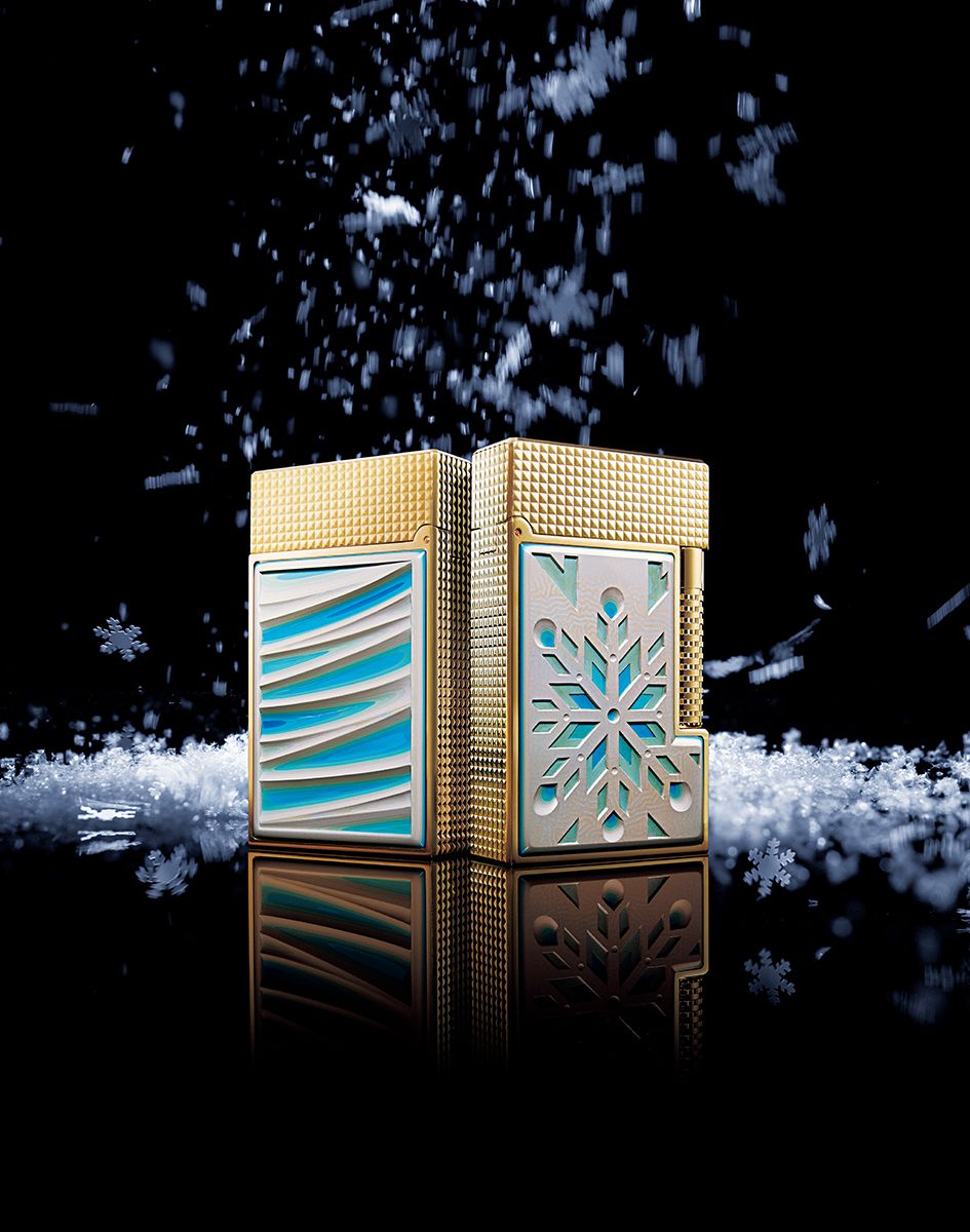 ル・グラン デュポン「winter -1℃」（縦66×横39×奥行き14ミリ、約175ｇ）162万2000円／エス・テー・デュポン（エス・テー・デュポン 銀座フラッグシップ）