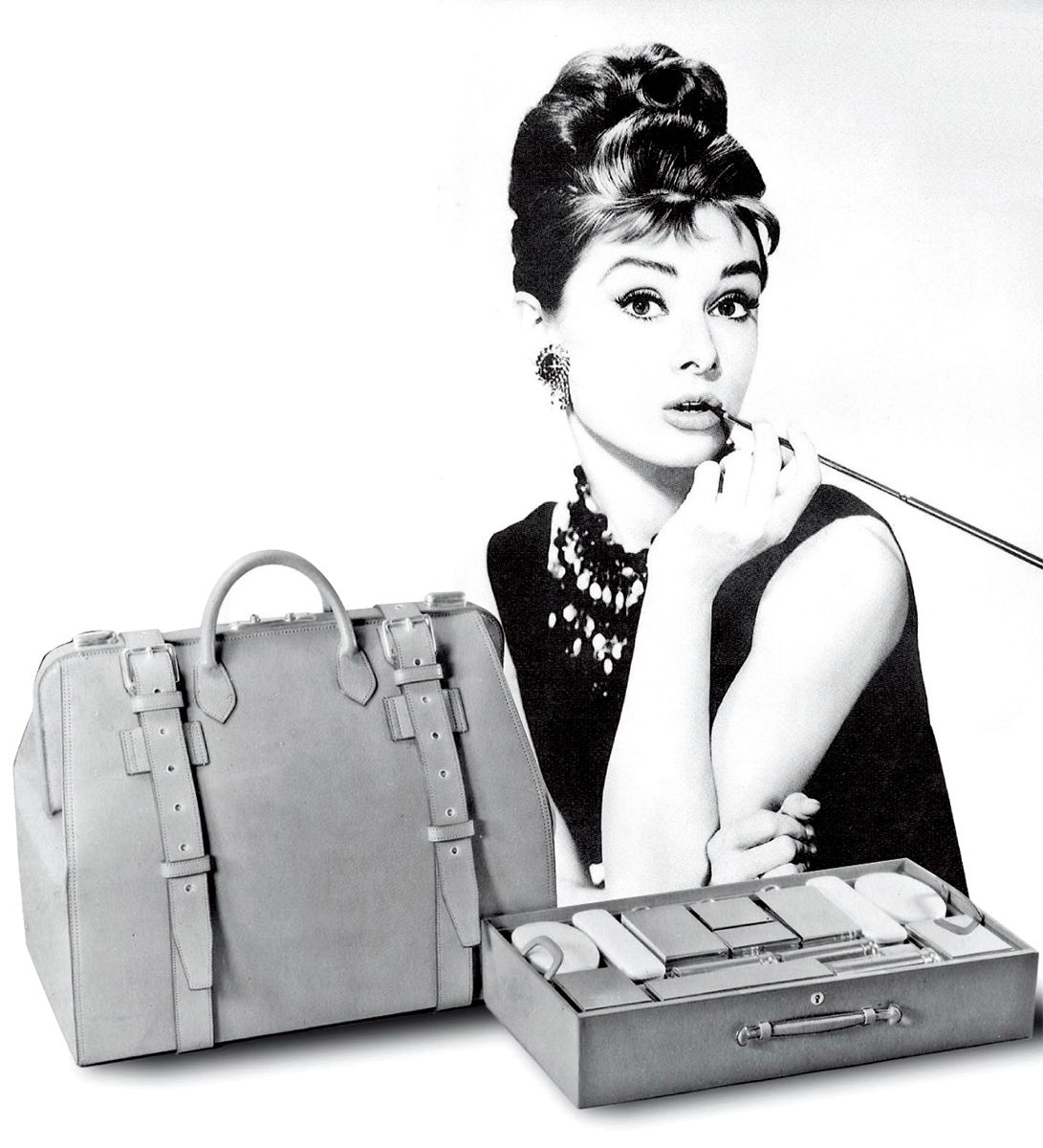 メゾン初のレディスバッグ「リヴィエラ」はオードリー・ヘプバーンのために1953年に作られた。