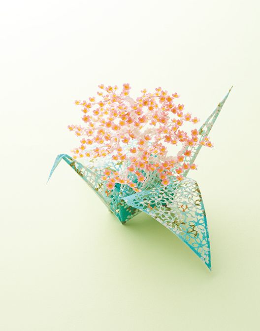 連載「季節を切り抜く」4月は「鶴とさくら」