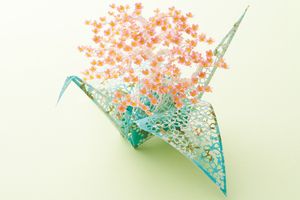 連載「季節を切り抜く」4月は「鶴とさくら」