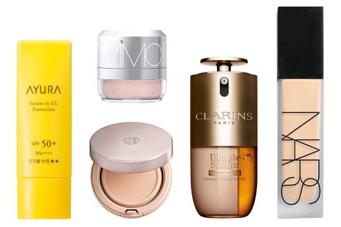 汗や皮脂にも崩れにくく、透明感あふれる自然な美肌を叶えるベースメイク5選