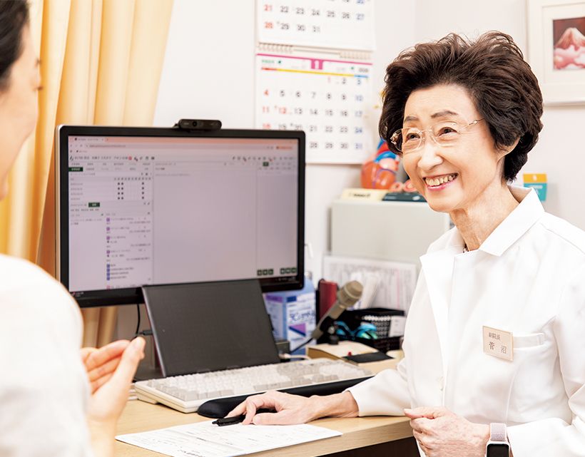 >現役内科医として週1回の診療を行う